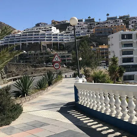Apartamento 1ª Linea-vista Mar Con Wifi דירה